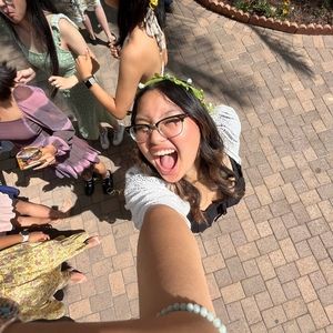 Meet your Posher, Karla